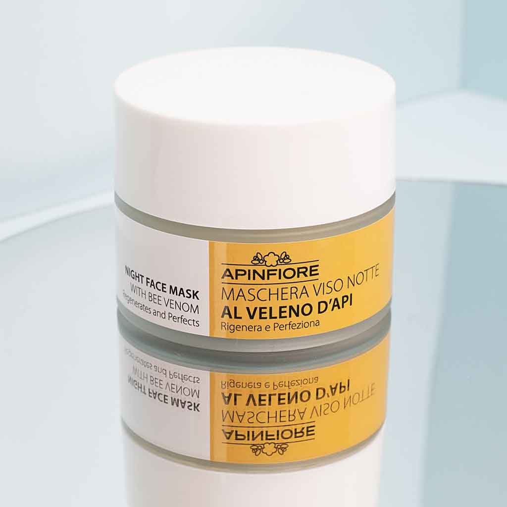 Mascarilla Facial de noche al Veneno de Abeja con arándanos y polen | APINFIORE