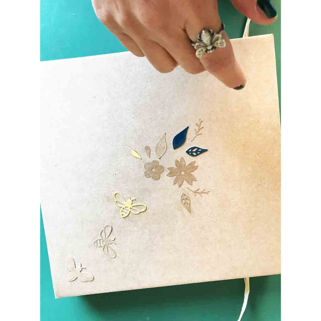 7 jabones de abejas APINFIORE