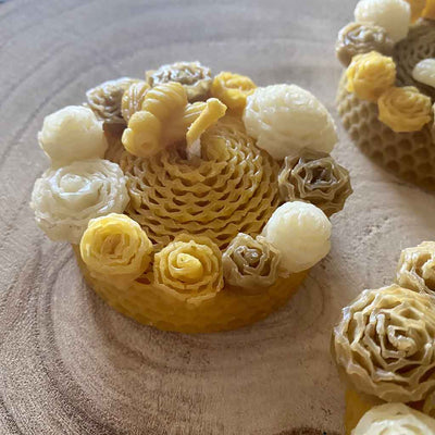 Vela artesanal de pura cera de abeja | La Flor Fractal